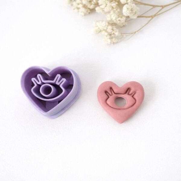 Polymer Clay Cutter Herz mit Auge – Bild 3